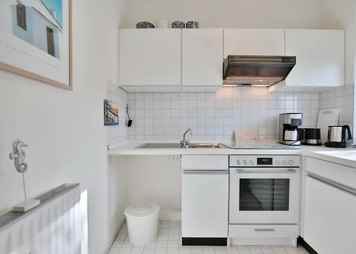 Apartment Haus Kastanienallee 3 5 *